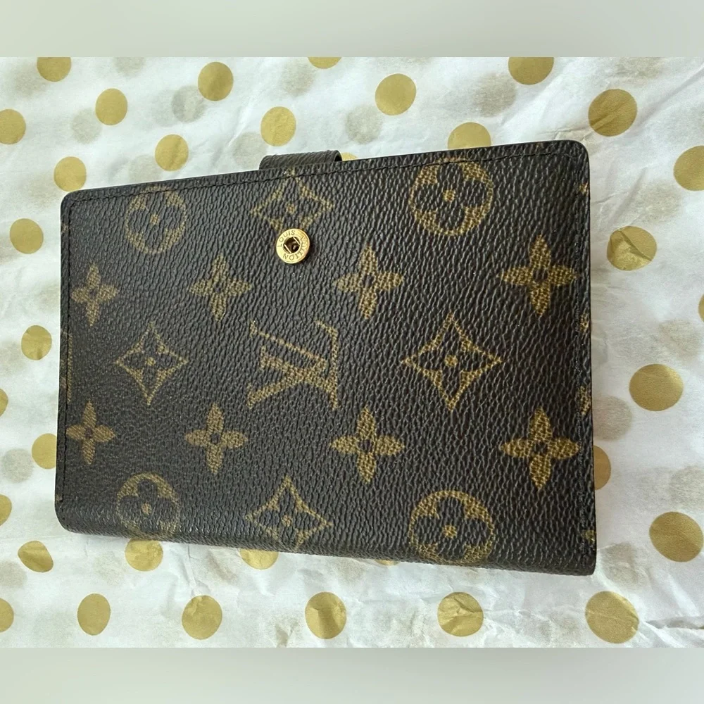 Authentic Louis Vuitton Monogram Agenda W/Entrupy COA - Picture 6 of 14